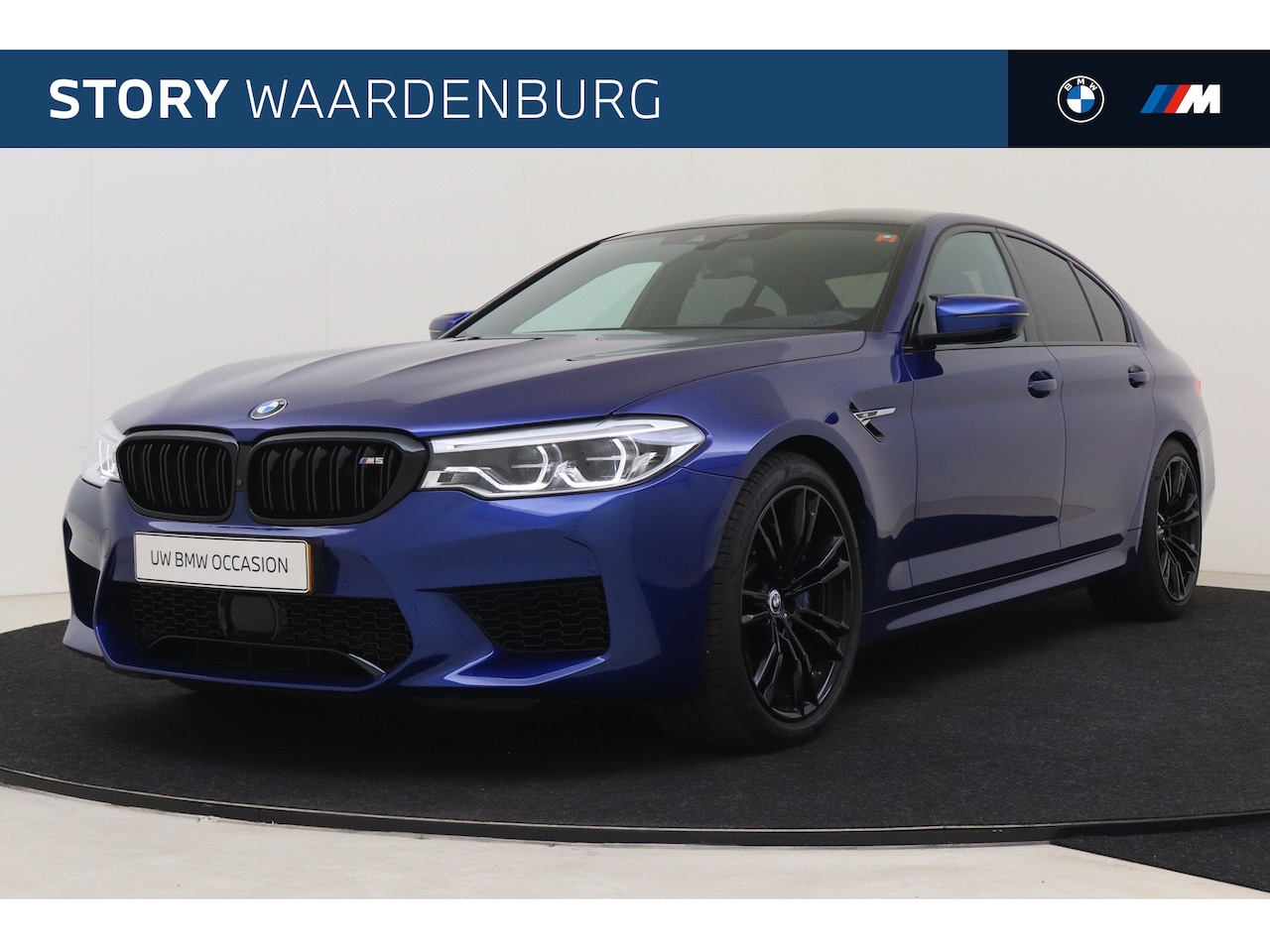 BMW M5 - Automaat / Adaptieve LED / M Multifunctionele Stoelen / Comfort Access / Parking Assistant - AutoWereld.nl