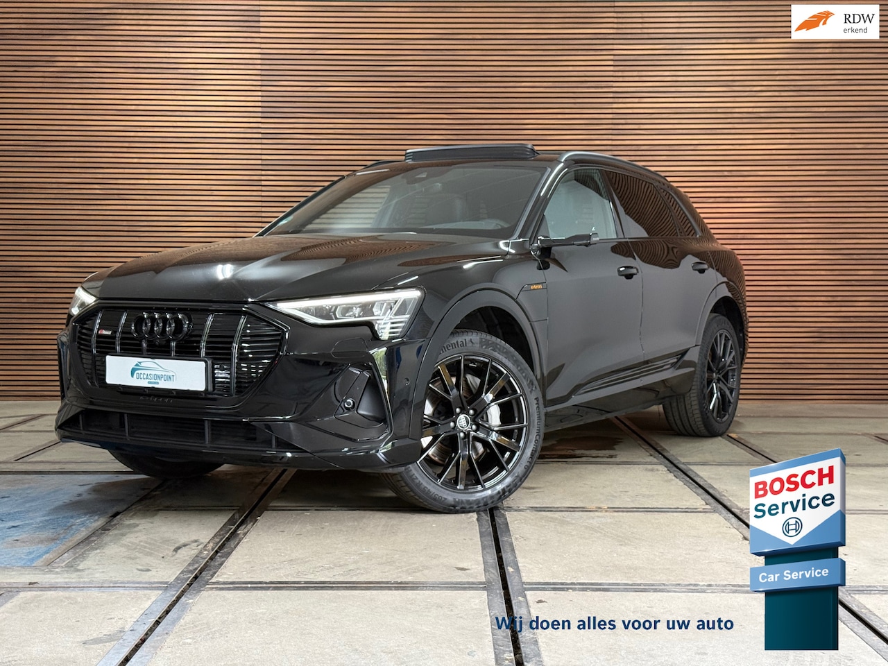 Audi e-tron - E-tron 50 quattro S Black Edition 71 kWh | Panoramadak | Virtual Mirrors|360° Camera|Leder - AutoWereld.nl