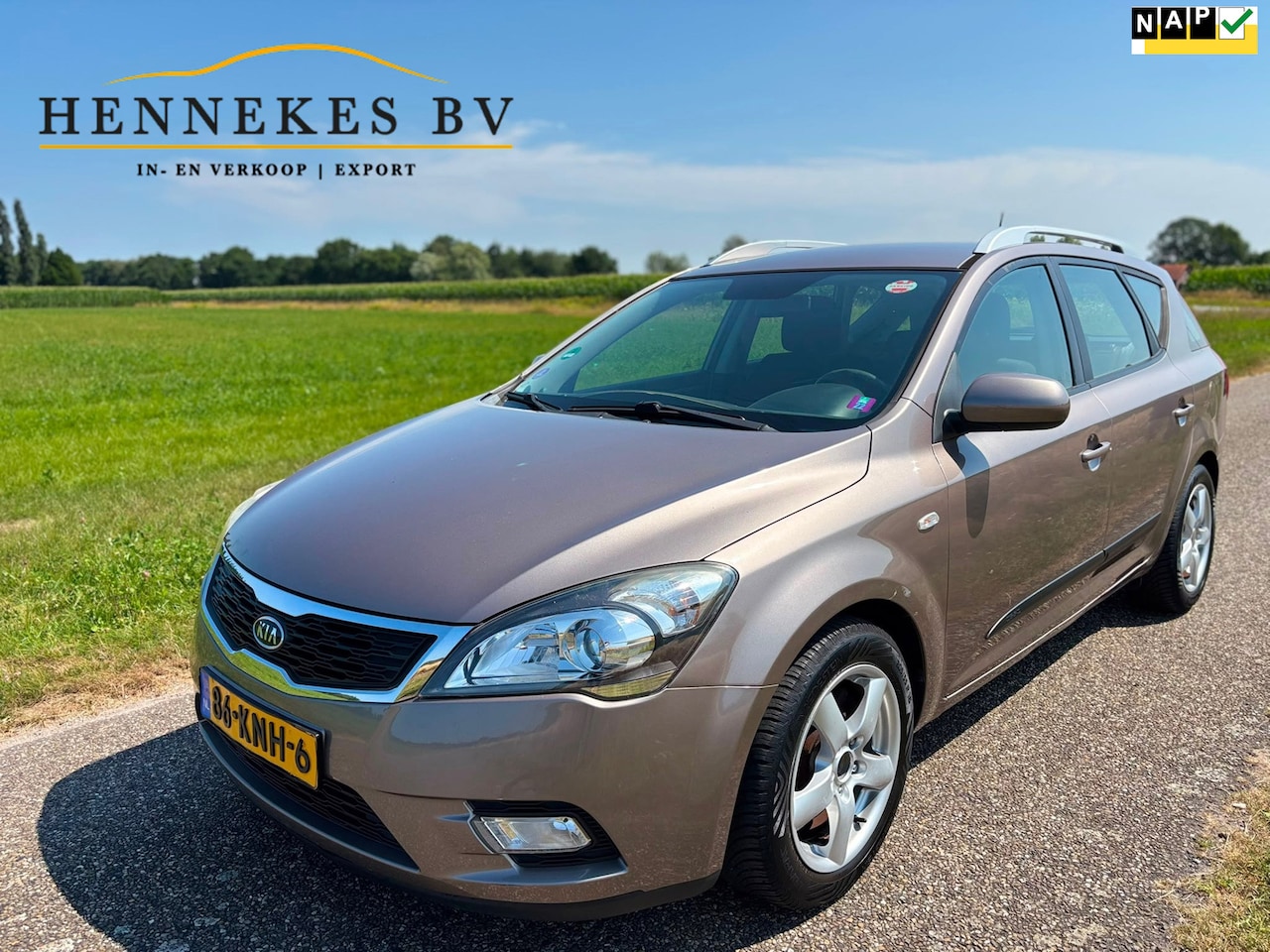 Kia Cee'd Sporty Wagon - 1.6 CVVT X-ecutive automaat - AutoWereld.nl