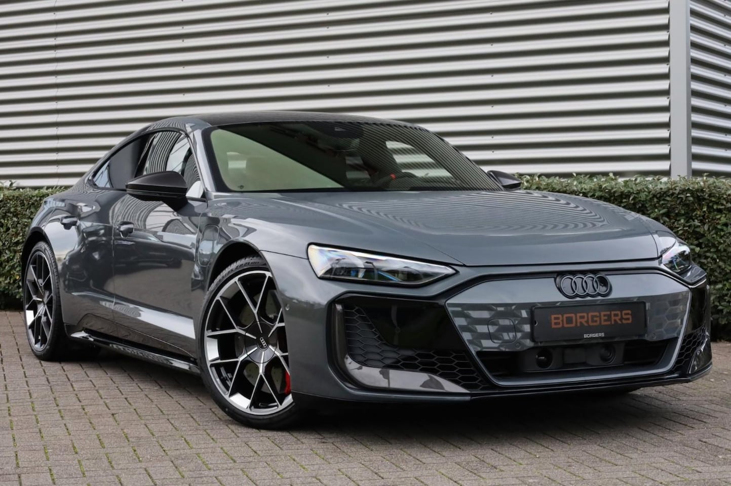 Audi e-tron GT - RS Carbon l Keramisch l Massage l Vierwielsturing - AutoWereld.nl