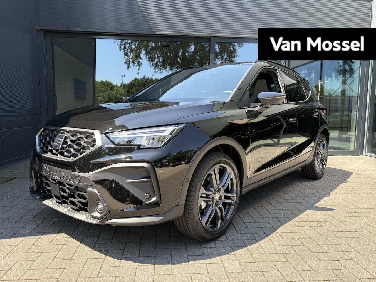 SEAT Arona - 1.0 EcoTSI FR Business Connect 95PK | Stoelverwarming | Sportstoelen | Parkeersensoren | - AutoWereld.nl