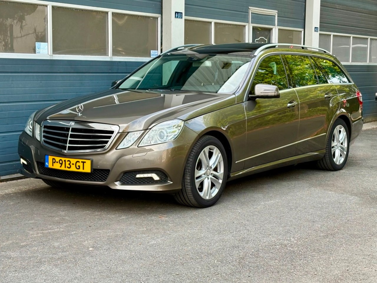 Mercedes-Benz E-klasse Estate - 200 CGI Business Class Avantgarde 200 CGI Business Class Avantgarde - AutoWereld.nl