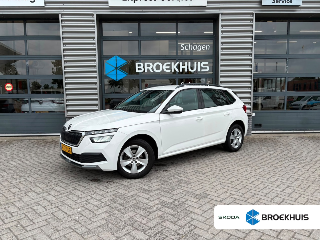 Skoda Kamiq - 1.0 TSI 110 pk Ambition | Apple Carplay | Cruise control | Lane Assist | - AutoWereld.nl