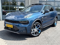 Lynk & Co 01 - 1.5 PLUG IN HYBRID|ZWARTE HEMEL|SCHUIFDAK|360 CAMERA|