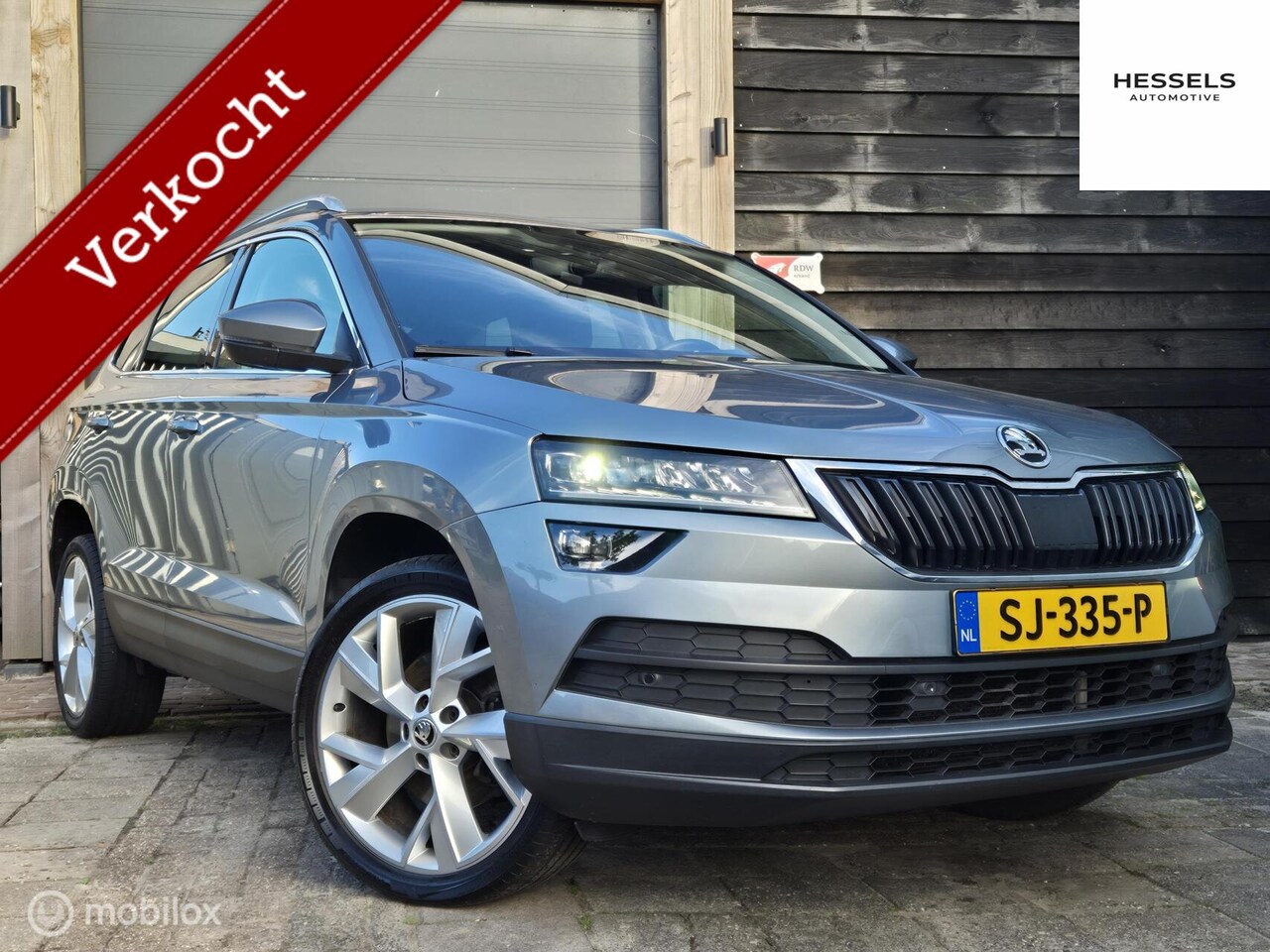 Skoda Karoq - 1.5 TSI ACT Style DSG LED, Trekhaak, adaptief - AutoWereld.nl
