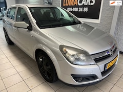Opel Astra - 1.6 Essentia | APK 2027 | Cruise | 5-deurs | Navi