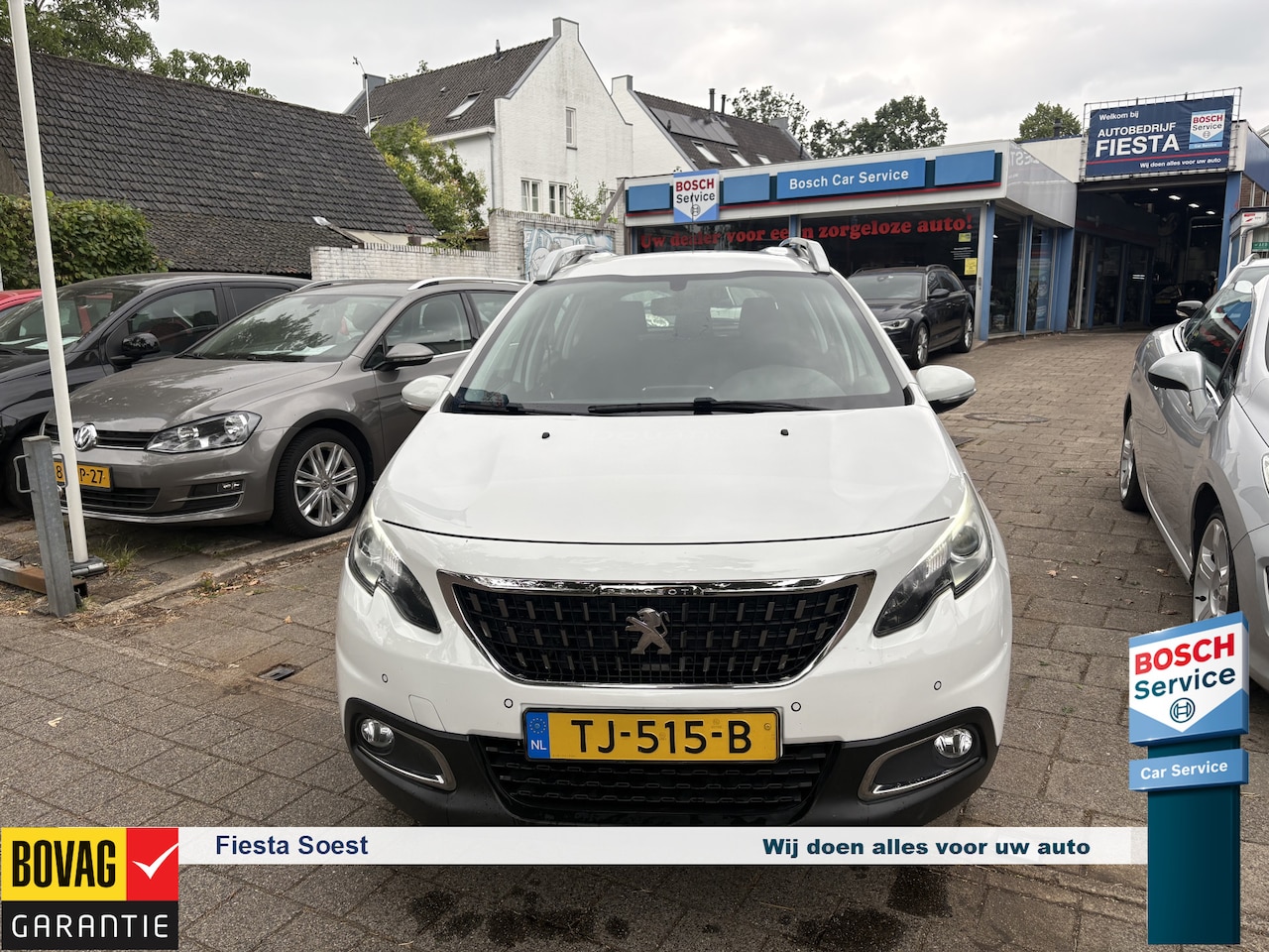 Peugeot 2008 - 1.2 PureTech Active incl. navigatie en cruise controle en digi airco - AutoWereld.nl