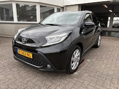 Toyota Aygo X - 1.0 VVT-i MT first