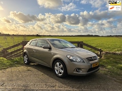 Kia Pro cee'd - 1.4 CVVT X-tra, Lees tekst