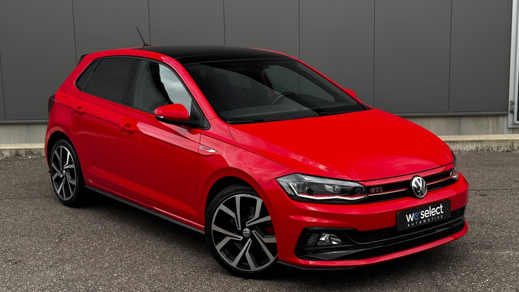 Volkswagen Polo - 2.0 TSI GTI Pano l Led l Camera l Keyles l Blindspot l Stoelverwarming - AutoWereld.nl