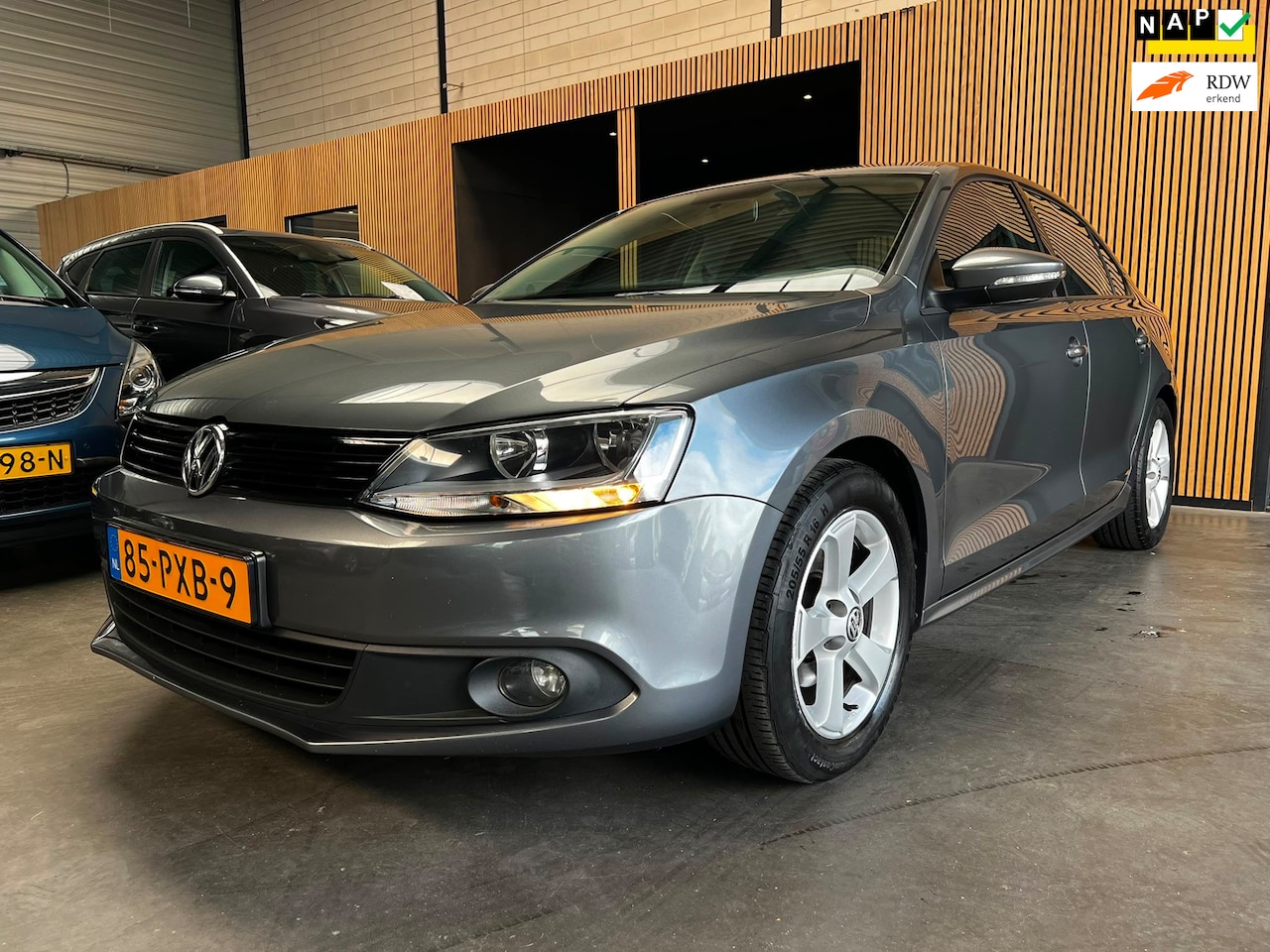 Volkswagen Jetta - 1.2 TSI Trendline NAP|Airco|Cruise|Trekhaak - AutoWereld.nl