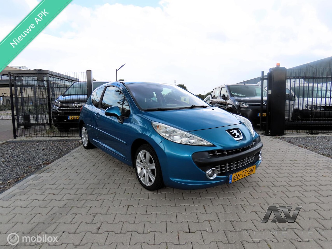 Peugeot 207 - 1.6-16V XS Pack AIRCO l CRUISE l APK l CARPLAY l - AutoWereld.nl