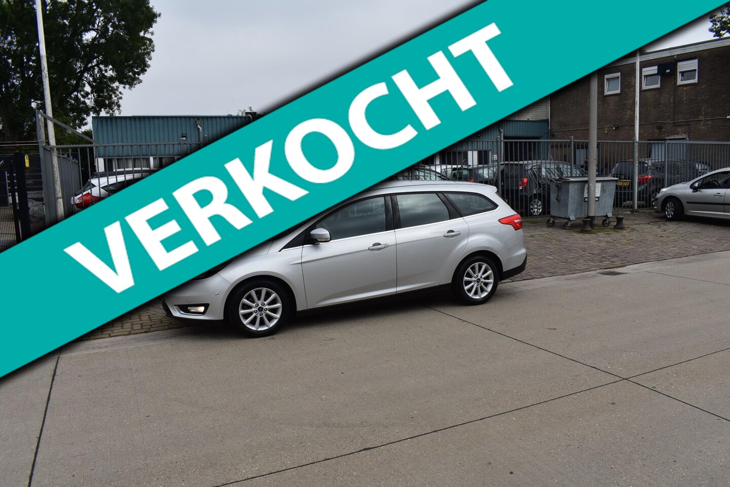 Ford Focus Wagon - 1.0 Titanium 1.0 Titanium - AutoWereld.nl