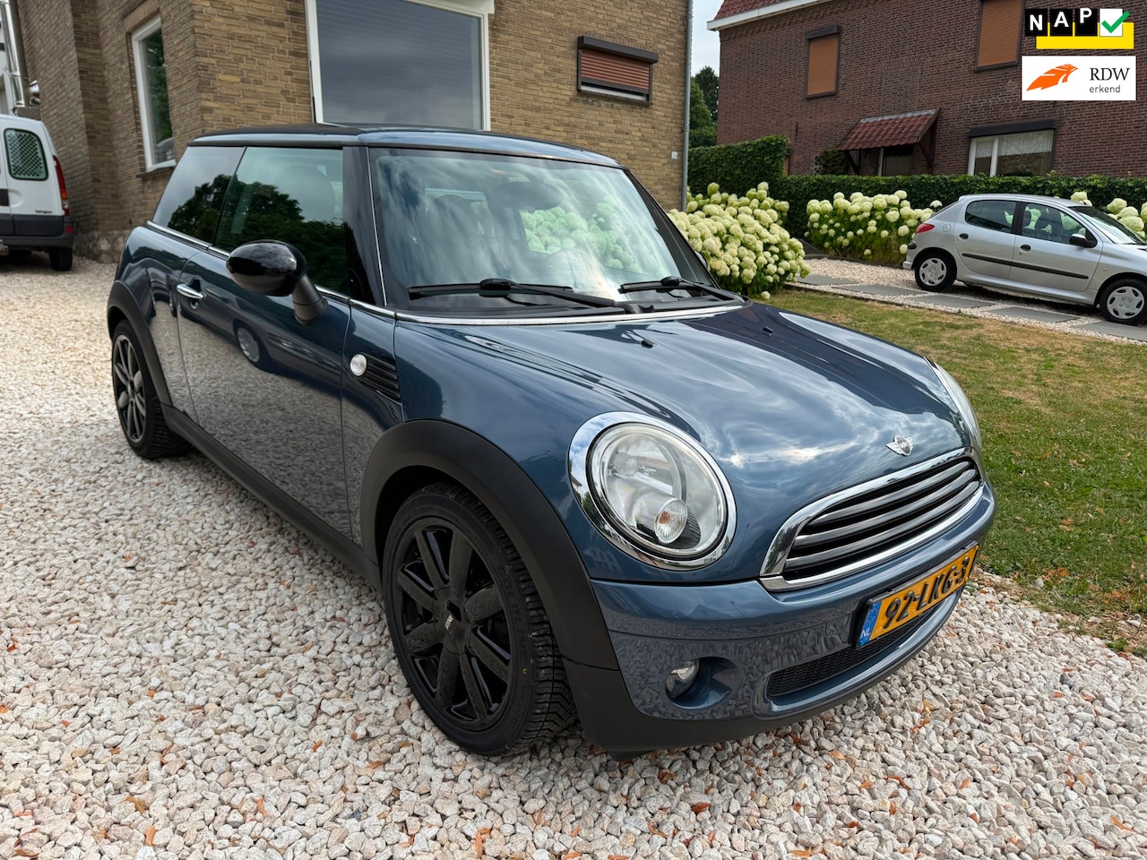 MINI 3-Deurs - 1.6 One MINIMALIST Business Line Nwe Distributieketting. - AutoWereld.nl