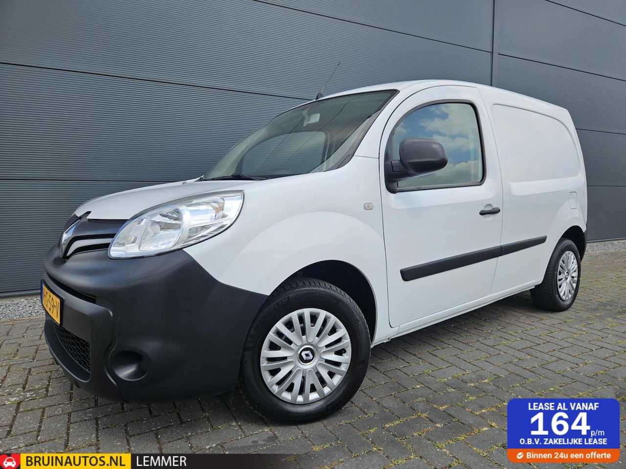 Renault Kangoo - 1.5 Blue dCi Airco Cruise Navi Trekh - AutoWereld.nl