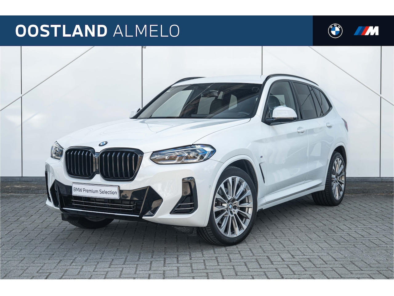 BMW X3 - xDrive20i High Executive M Sport Automaat / Trekhaak / Sportstoelen / Laserlight / Achteru - AutoWereld.nl
