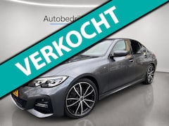 BMW 3-serie - 320i High Executive M-Sport Acc Stoelverwarming
