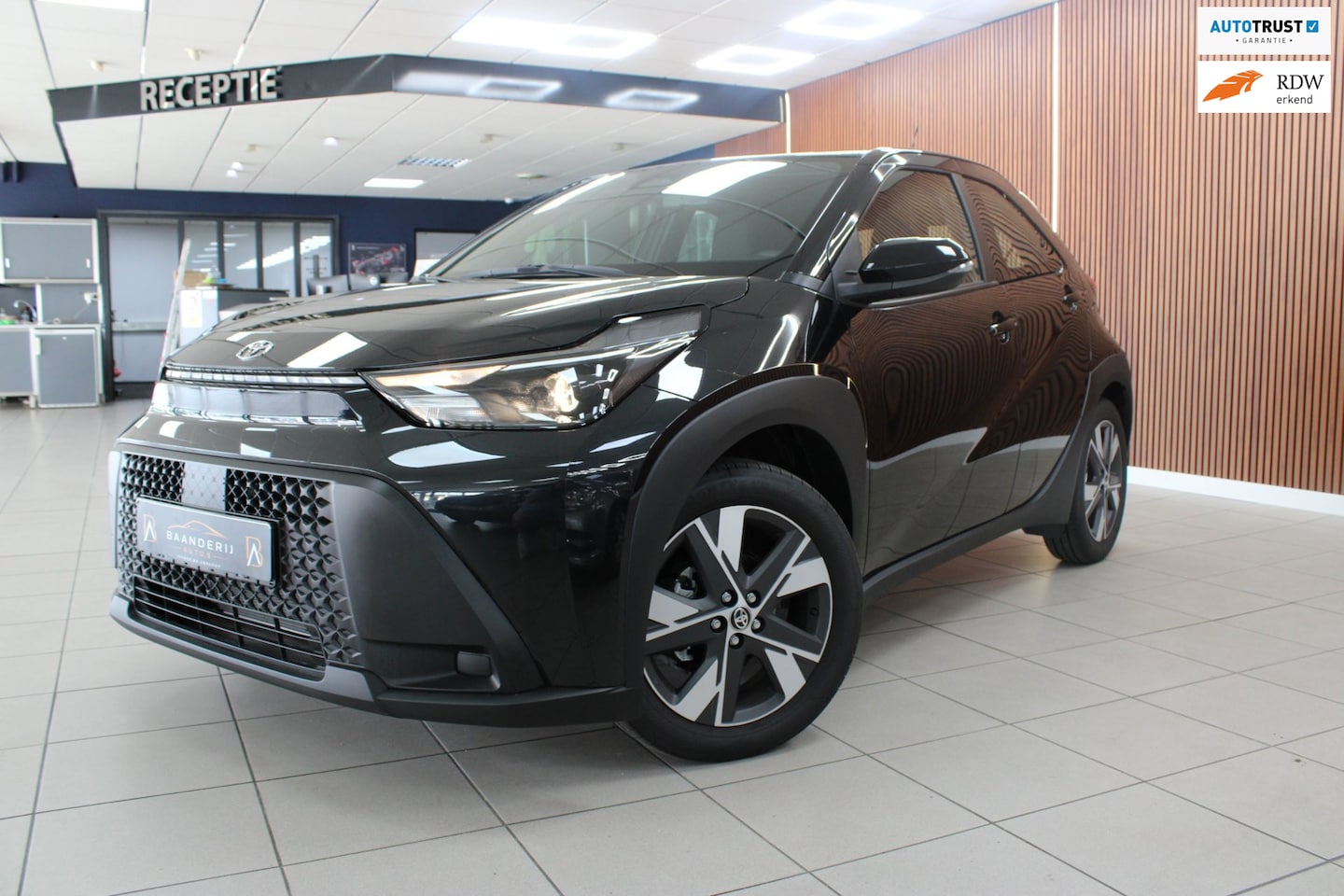Toyota Aygo X - Hybrid 115 pulse | Airco | Adaptieve cruise control | Carplay | Achteruitrijcamera | Stoel - AutoWereld.nl