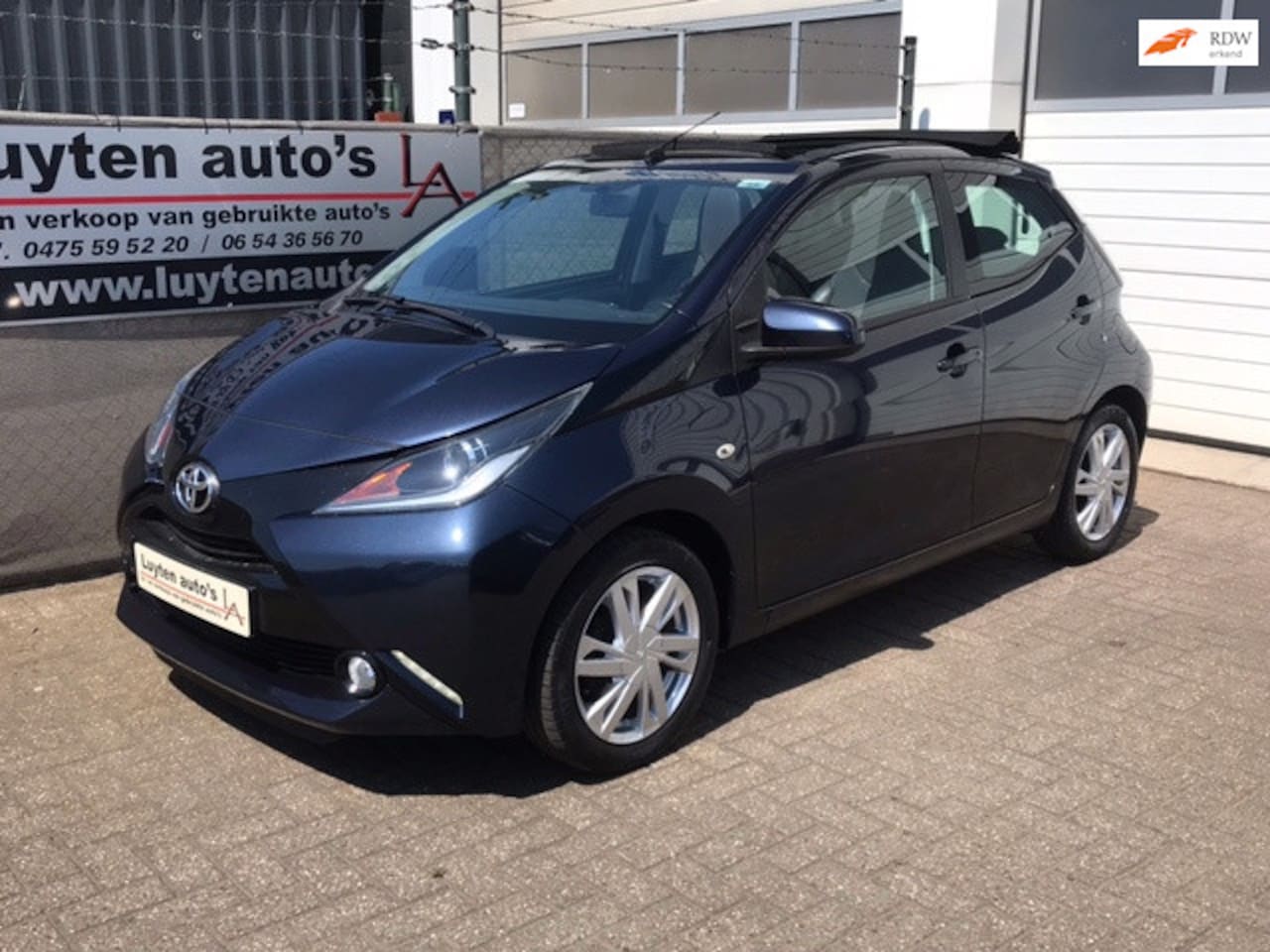 Toyota Aygo - 1.0 VVT-i x-wave 5 drs cabrio top ,duurste uitv. - AutoWereld.nl