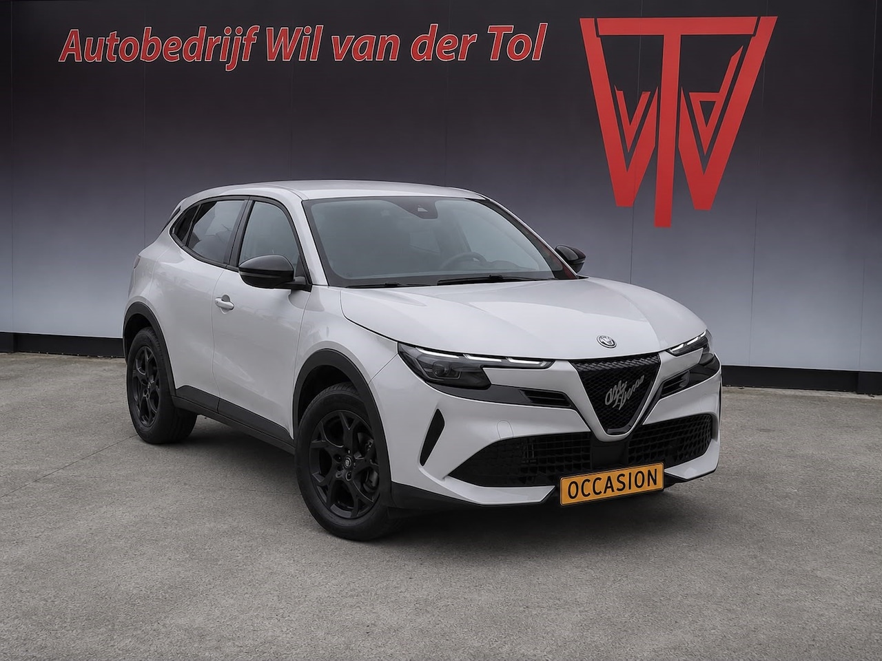Alfa Romeo Junior - 1.2 TURBO HYBRID IBRIDA | KEYLESS | A.C.C. | LED | CARPLAY | FABRIEKSGARANTIE | BTW - AutoWereld.nl