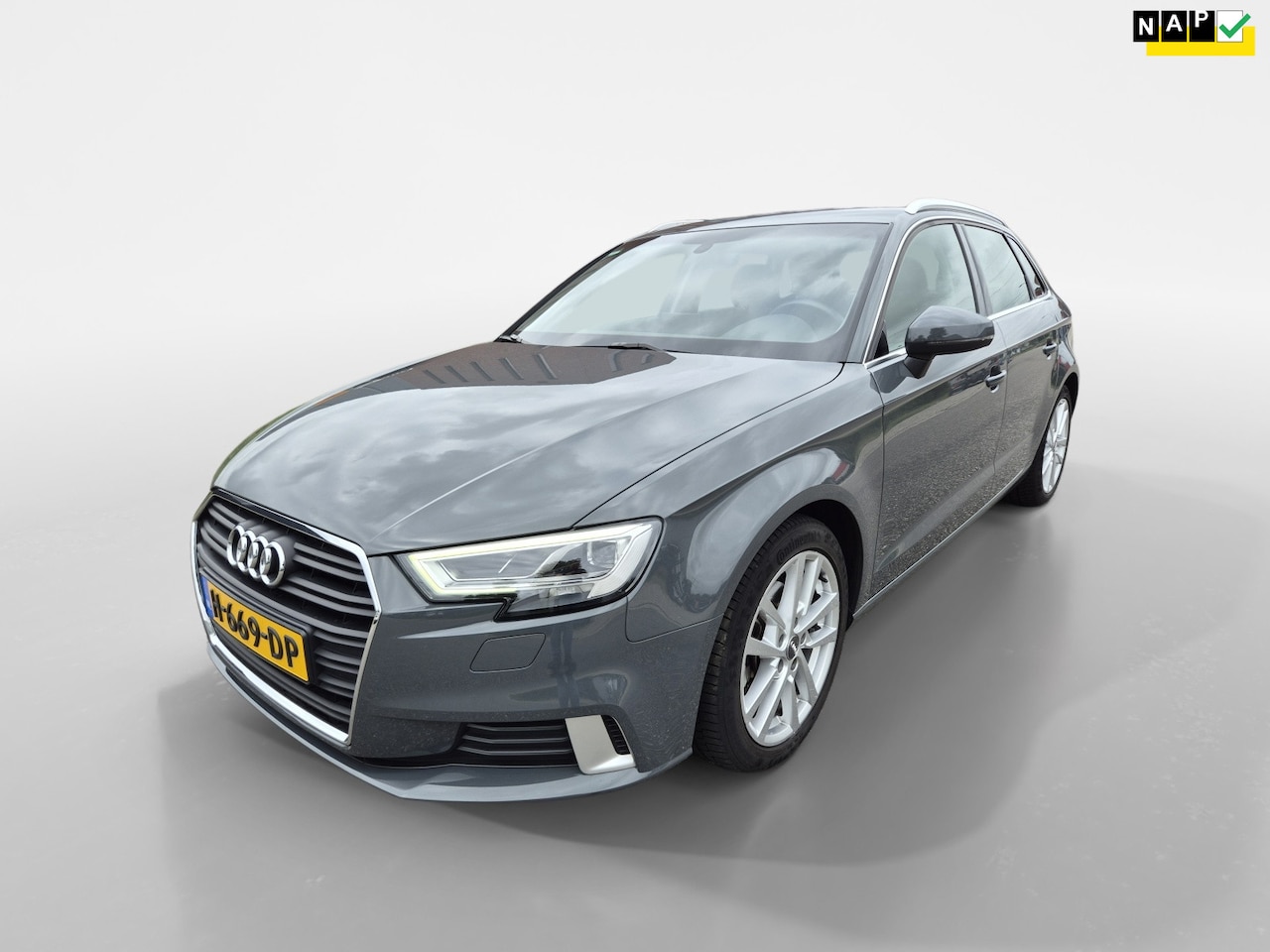 Audi A3 Sportback - 35 TFSI CoD Advance 35 TFSI CoD Advance - AutoWereld.nl