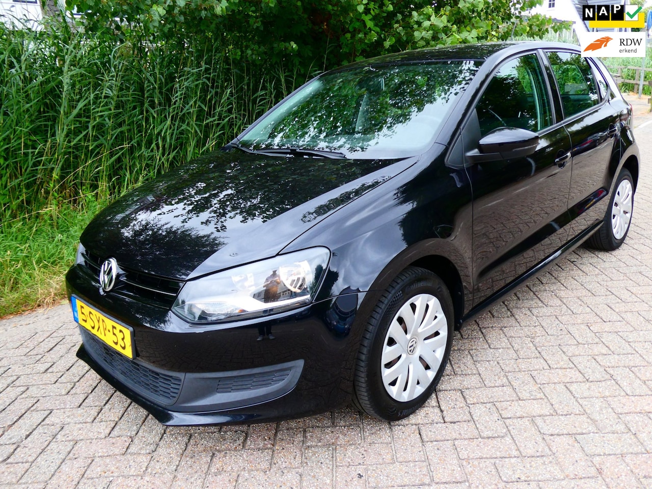 Volkswagen Polo - 1.2 TSI 90pk 4-Cil. 5-drs 148.000km. Airco Multimedia - AutoWereld.nl