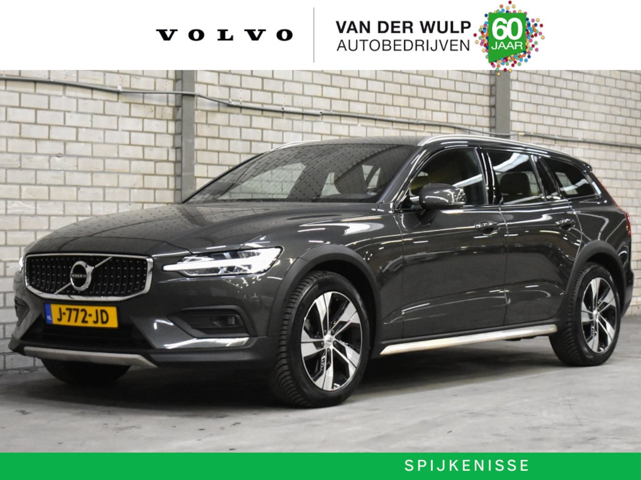 Volvo V60 Cross Country - T5 250PK AWD Cross Country | Trekhaak | Harman Kardon | Leder | - AutoWereld.nl