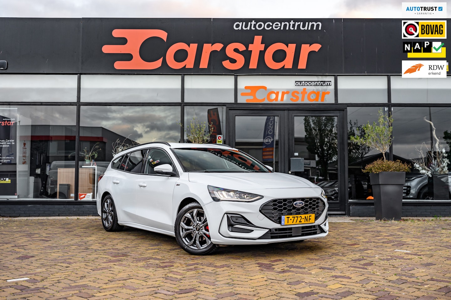 Ford Focus Wagon - 1.0 EcoBoost Hybrid ST Line X 1.0 EcoBoost Hybrid ST Line X|Navi|Cruise| - AutoWereld.nl