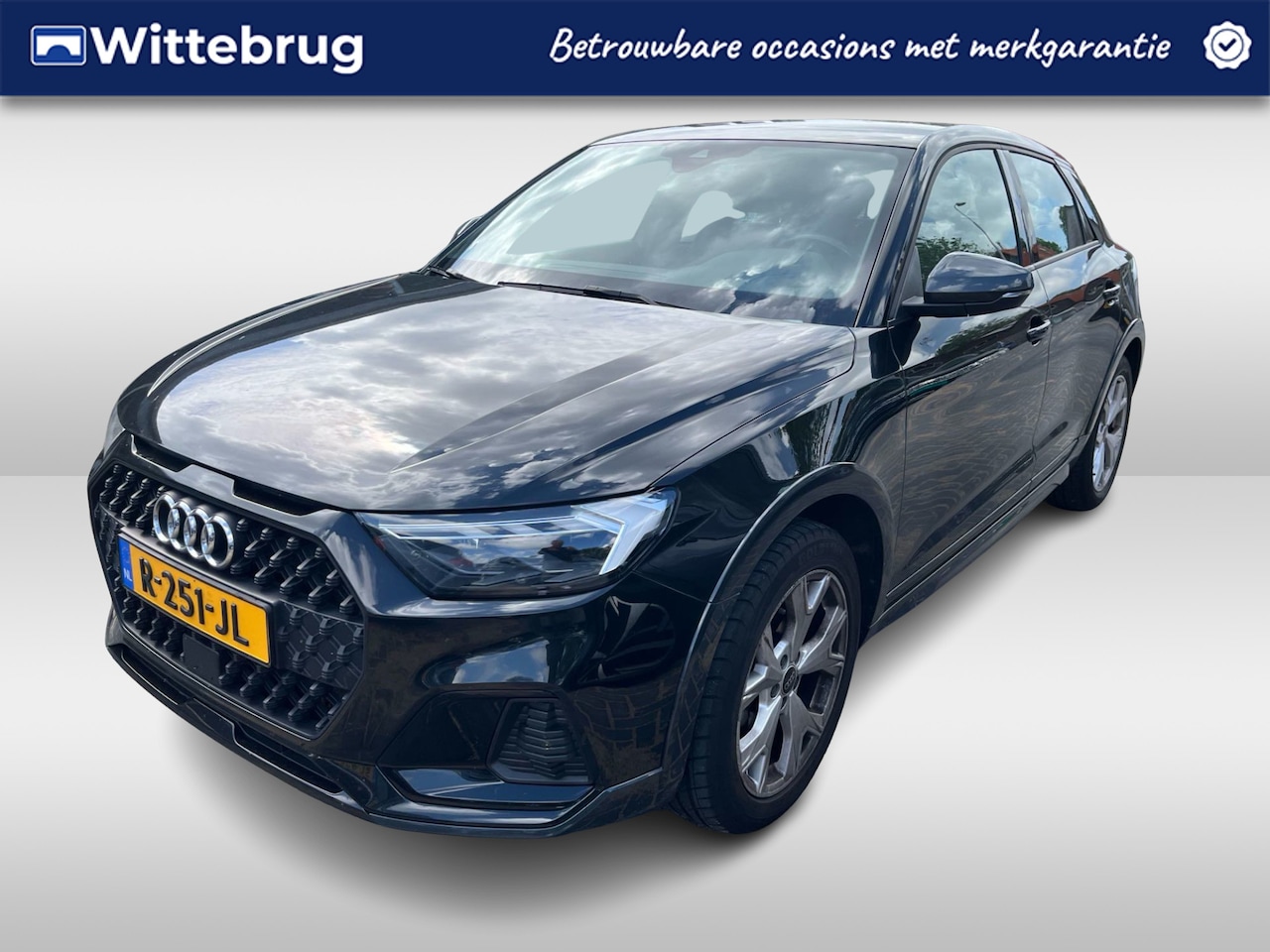 Audi A1 allstreet - 30 TFSI 110pk Advanced Edition S-Tronic Automaat / Navigatie via APP Connect / Leder / LED - AutoWereld.nl