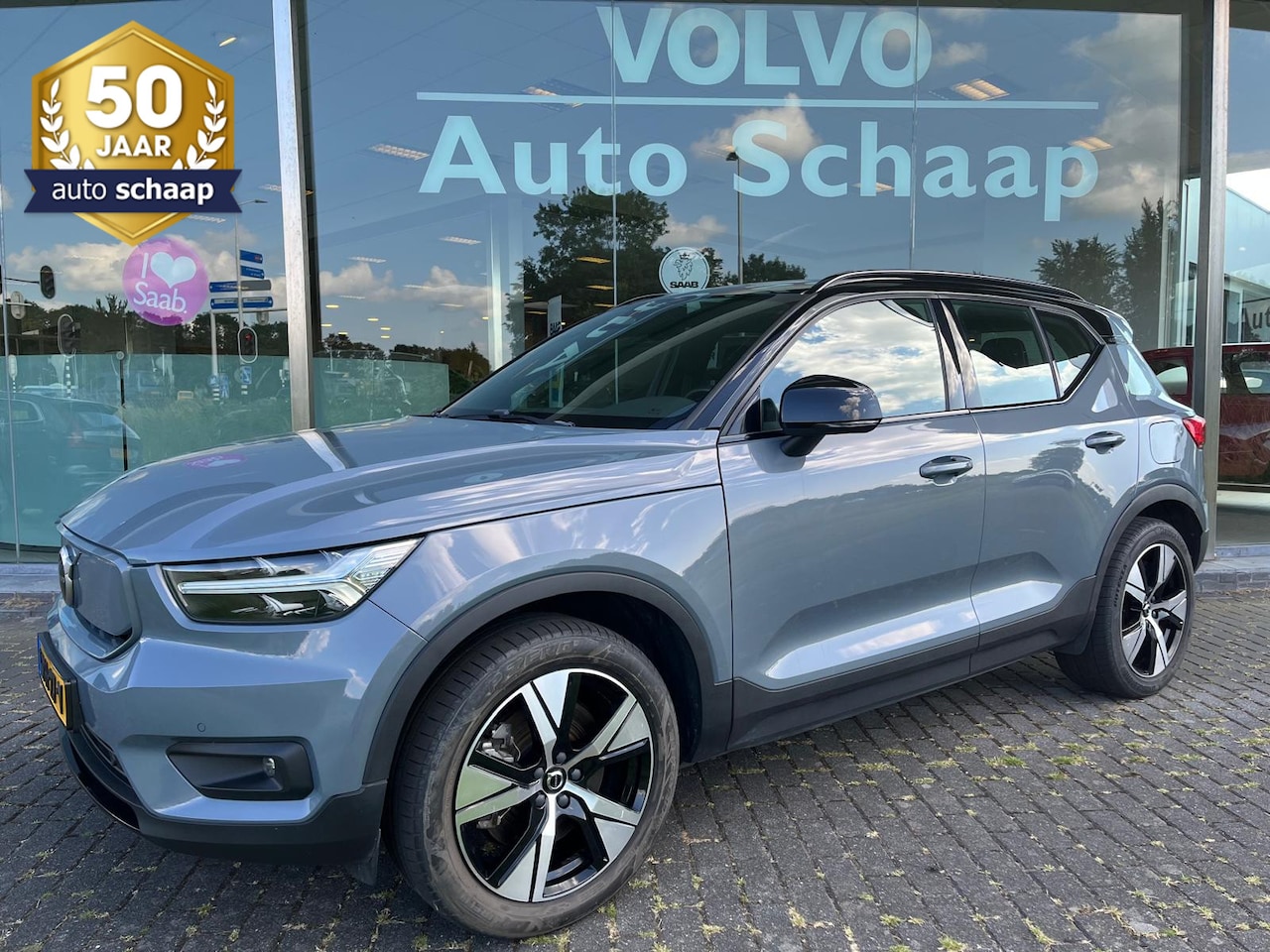 Volvo XC40 - Recharge P8 AWD R-Design | Rijklaar incl 12 mnd Bovag | SOH 92% Keyless Trekhaak Parkeerse - AutoWereld.nl