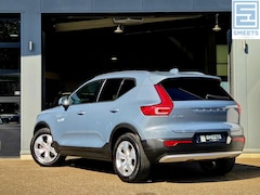 Volvo XC40 - 1.5 T3 Momentum 163PK 1e Eig |Pano|Navi|Ad.Cruise