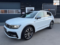 Volkswagen Tiguan Allspace - 2.0 TSI 4Motion 3x R-Line Pano 5P