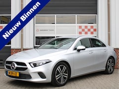 Mercedes-Benz A-klasse - 200 Automaat 163PK Business Solution Luxury /NAVI/ACC/PDC/Camera/Leder/Lane assist/Stoelve