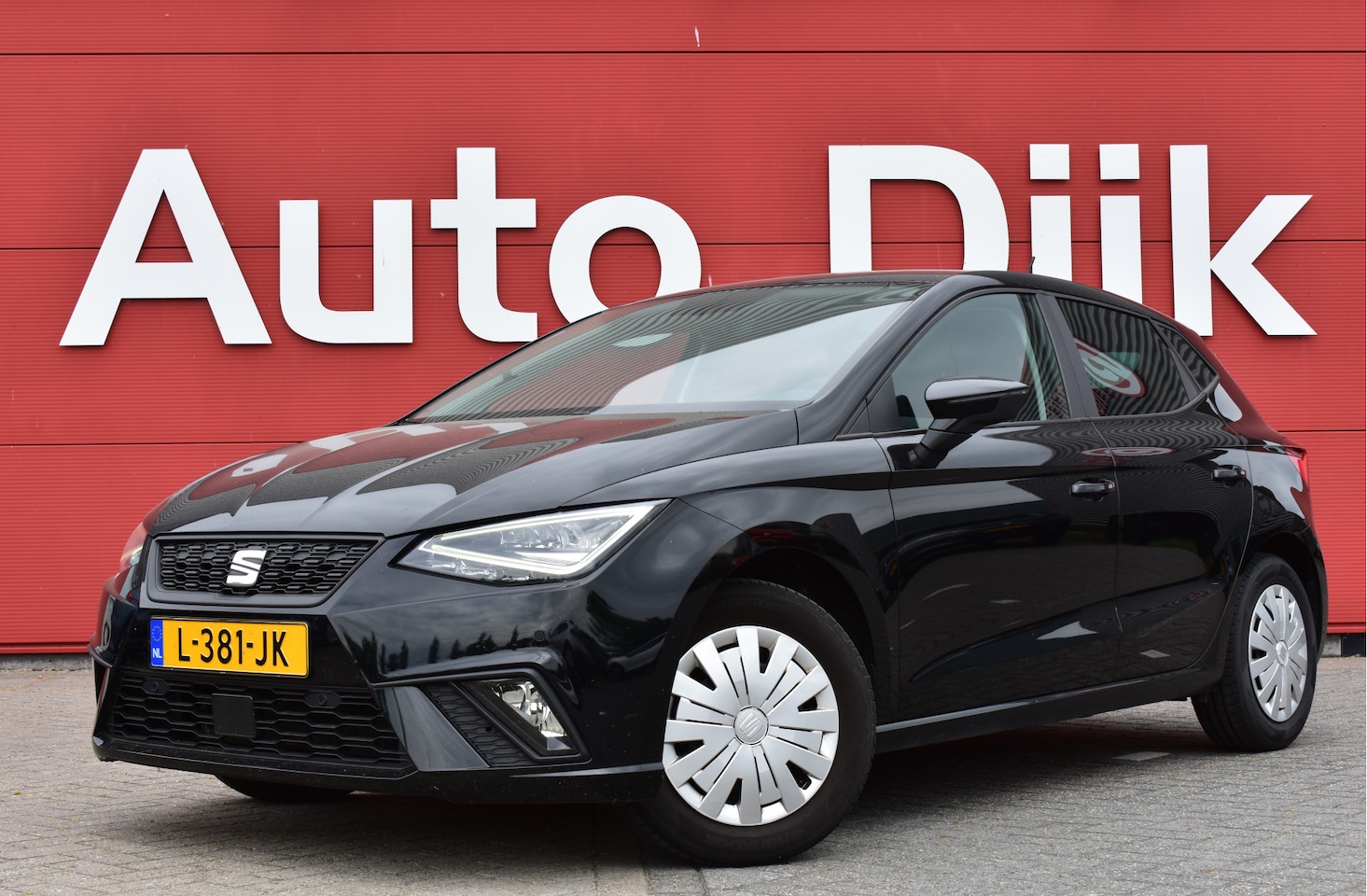 SEAT Ibiza - 1.0 TSI Style Business Intense Plus Full-LED | Camera | Carplay | Navi | DAB | Clima | Cru - AutoWereld.nl