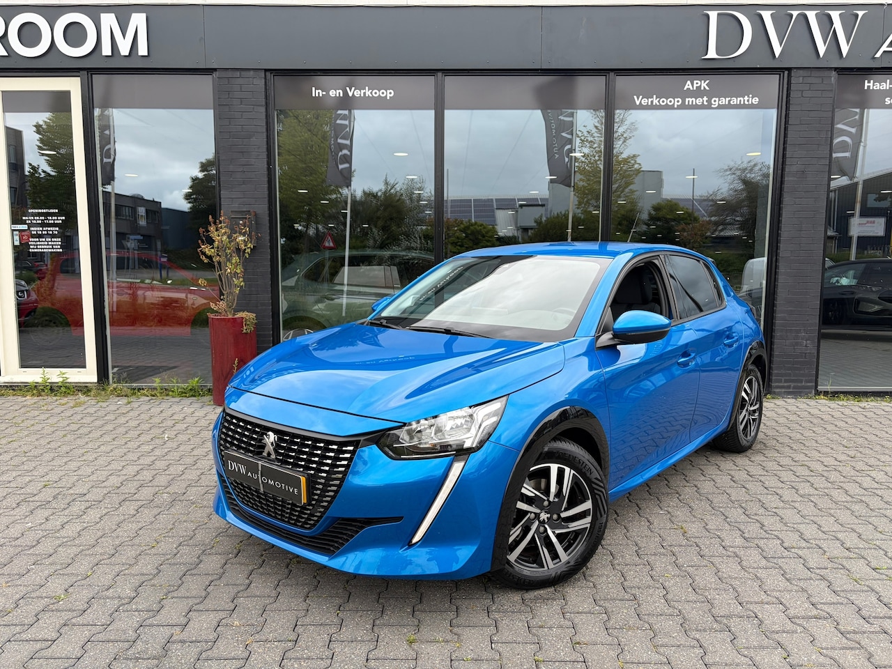 Peugeot 208 - 1.2 PureTech Allure 1.2 PureTech Allure, Automaat - AutoWereld.nl