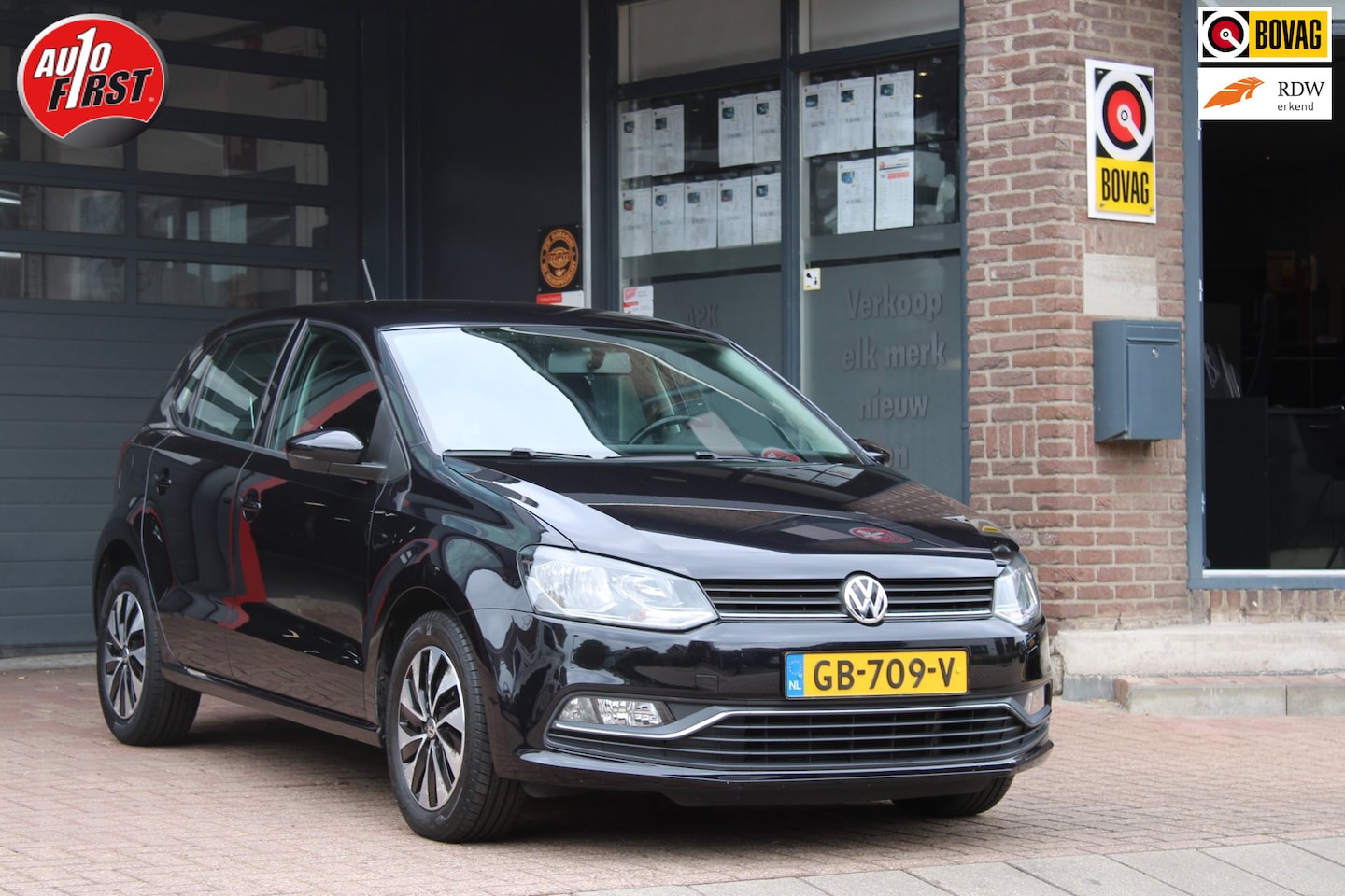 Volkswagen Polo - 1.0 First Edition // Nette auto // Dealer onderhouden // winterbandenset. - AutoWereld.nl