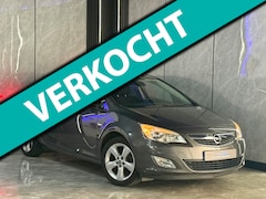 Opel Astra - 1.4 Turbo Edition |Navi|Vol Onderh|Airco|Cruise|Trekhaak|Sfeer|