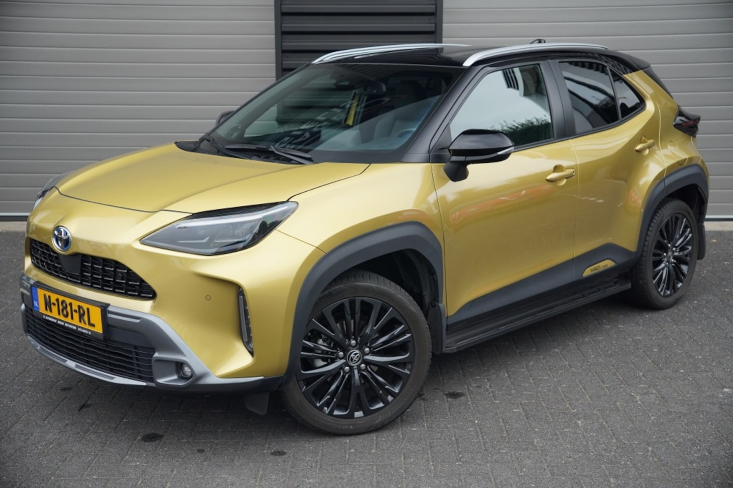 Toyota Yaris Cross - 1.5 Hybrid Adventure 4WD, adaptieve cruise, DAB, 18 inch, - AutoWereld.nl