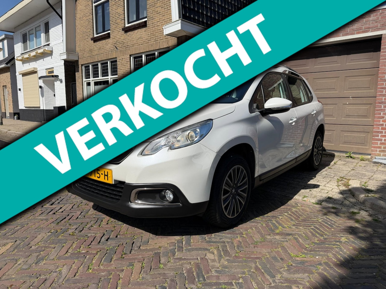 Peugeot 2008 - 1.2 PureTech Blue Lion 1.2 PureTech Blue Lion - AutoWereld.nl