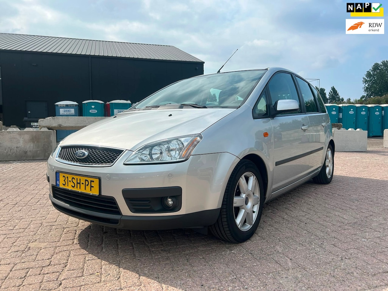 Ford Focus C-Max - 1.6-16V Futura / in zeer nette staat - AutoWereld.nl