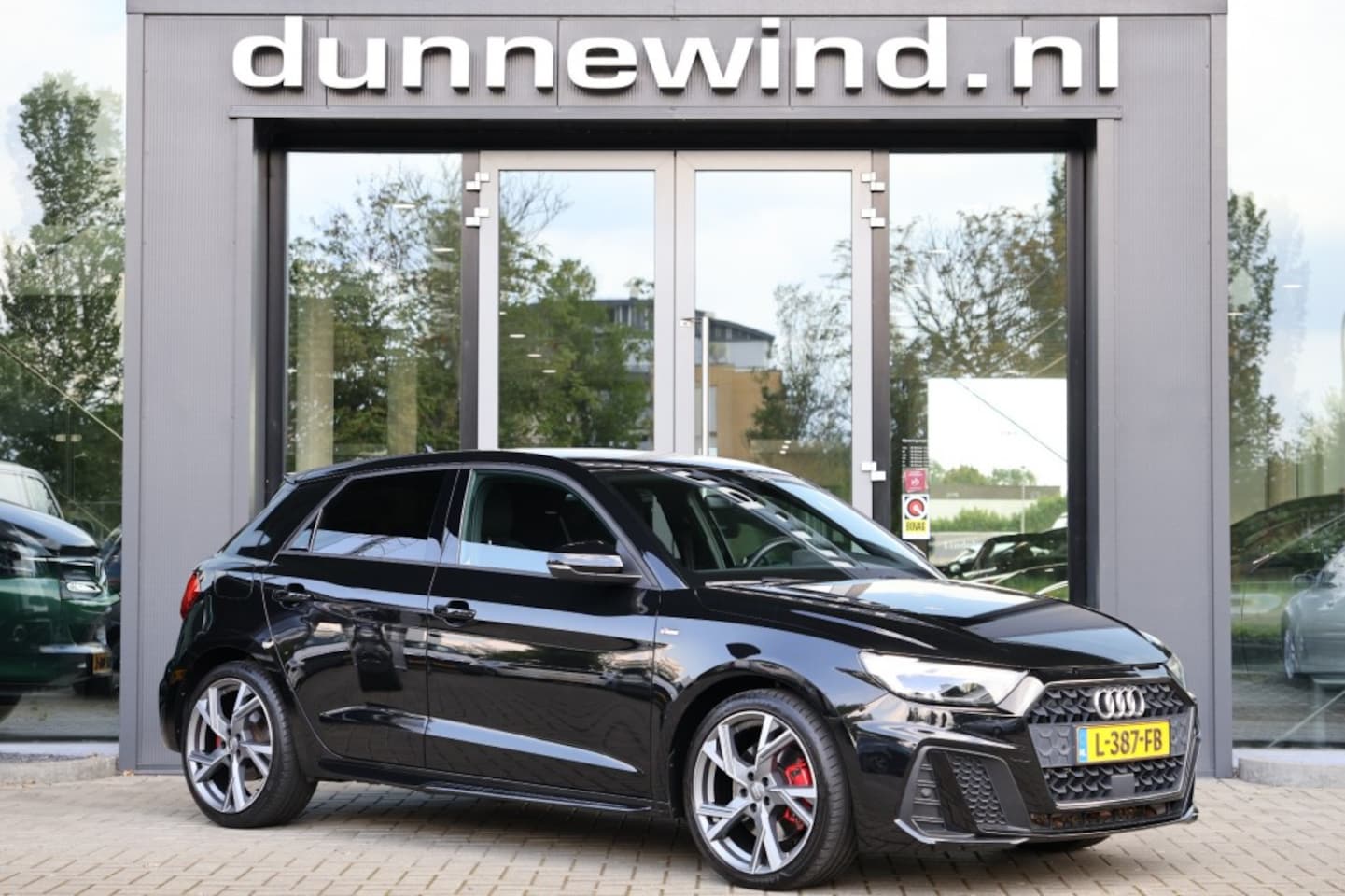 Audi A1 - 35 TFSI S-LINE*150PK*BenO*SFEER*MATRIX*LEDER*ADAPTIEF CRUISE*CAMERA* - AutoWereld.nl