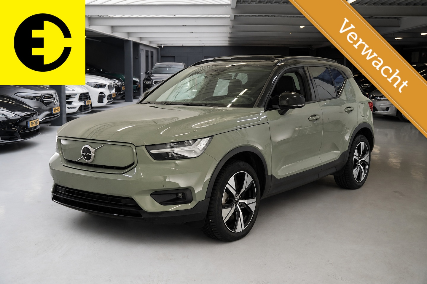 Volvo XC40 - Recharge P8 AWD R-Design | SOH 93,3% | Pano dak | Incl.BTW - AutoWereld.nl