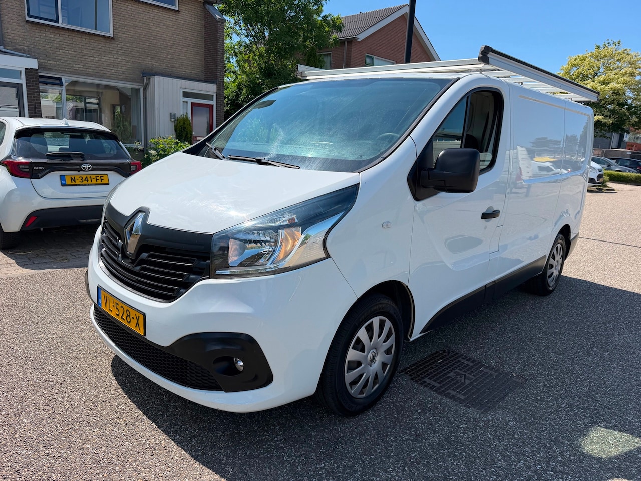 Renault Trafic - 1.6 dCi T29 L1H1 Comfort 1.6 dCi T29 L1H1 Comfort - AutoWereld.nl