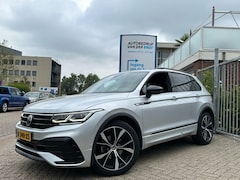 Volkswagen Tiguan - 1.5 TSI R-Line Business+ Trekhaak Camera 20'' Black style IQ light