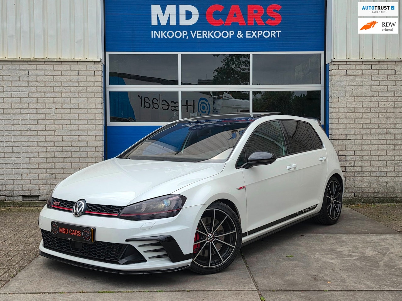 Volkswagen Golf - 2.0 TSI GTI Clubsport PANO/NAVI/KUIP STOELEN - AutoWereld.nl