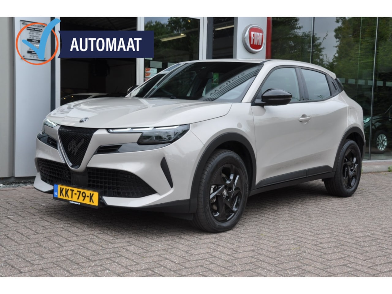 Alfa Romeo Junior - 1.2 T Hyb Ibrid Spec Bella Machina! - AutoWereld.nl
