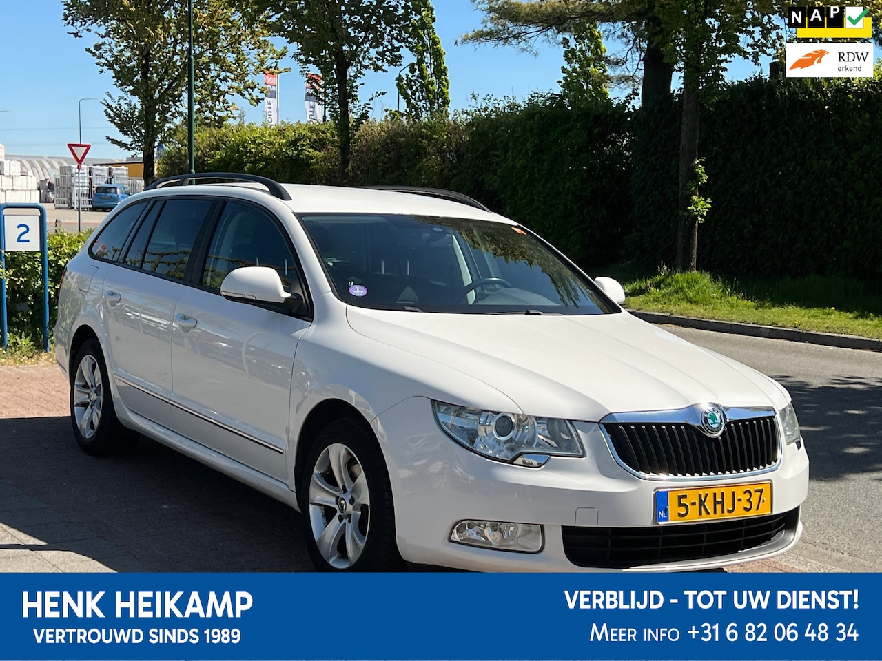 Skoda Superb Combi - 1.4TSI Greentech Active * APK 14-05-2027! - AutoWereld.nl
