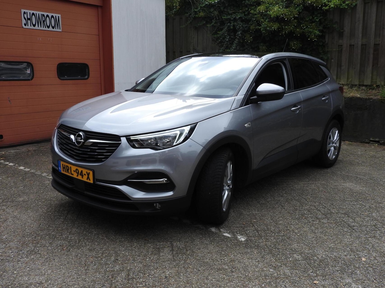 Opel Grandland X - 1.2 Turbo Business Edition - AutoWereld.nl