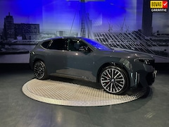 BMW iX3 - 50 xDrive M-Sport Pro *Panoramadak*Trekhaak