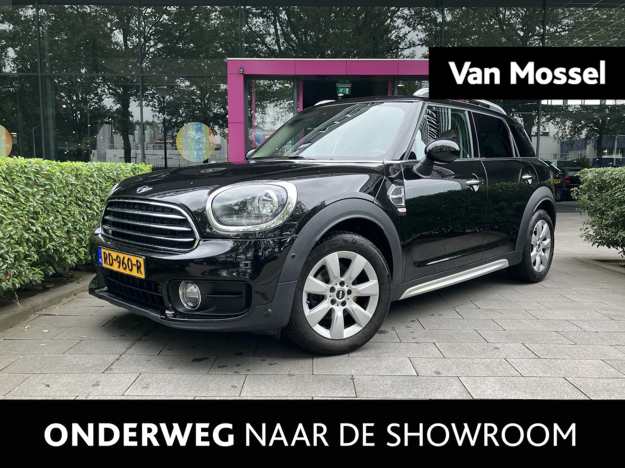 MINI Countryman - 1.5 Cooper Pepper | WORDT VERWACHT | PARKEERSENSOREN | NAVIGATIE | BLUETOOTH | CRUISE CONT - AutoWereld.nl